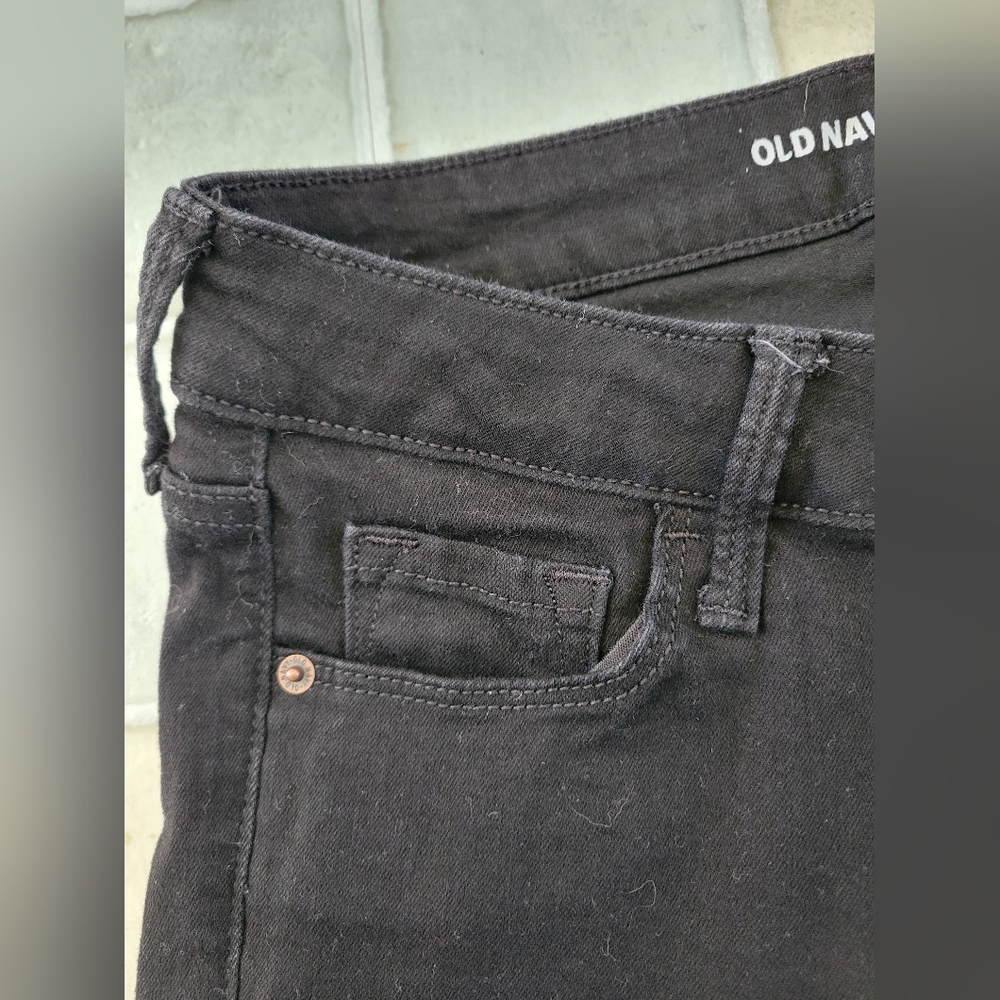 Old Navy Rockstar Mid-Rise Skinny Jeans In Black Size 6 Short - Picture 5 of 8